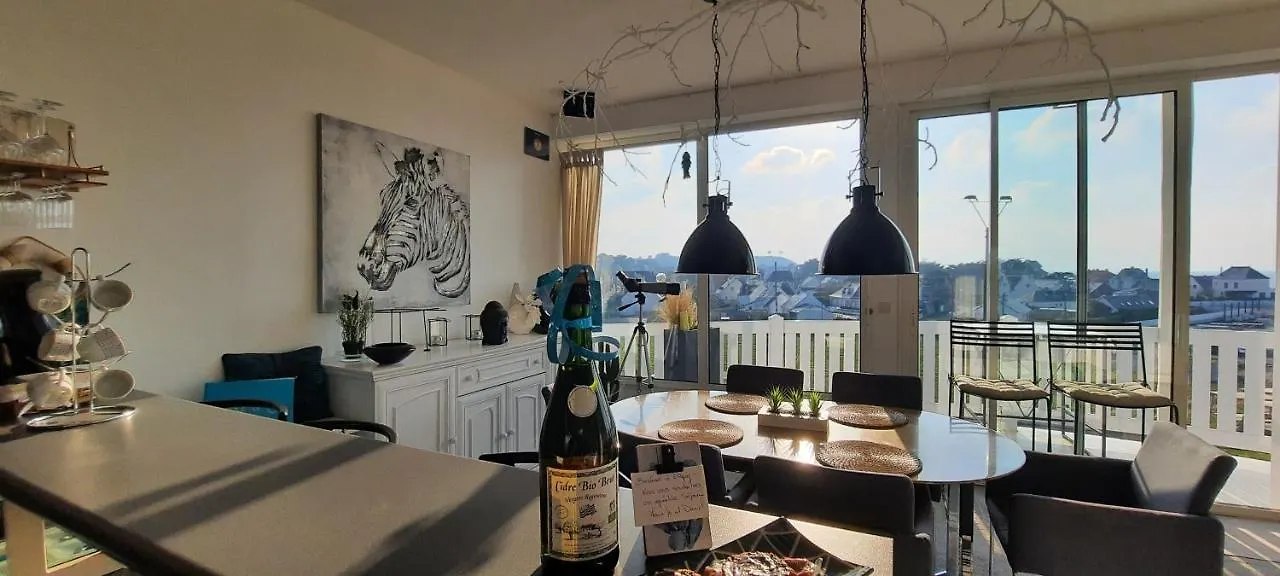 Grand loft de 60m2 très lumineux très belle vue sur mer Erquy 0*,  France