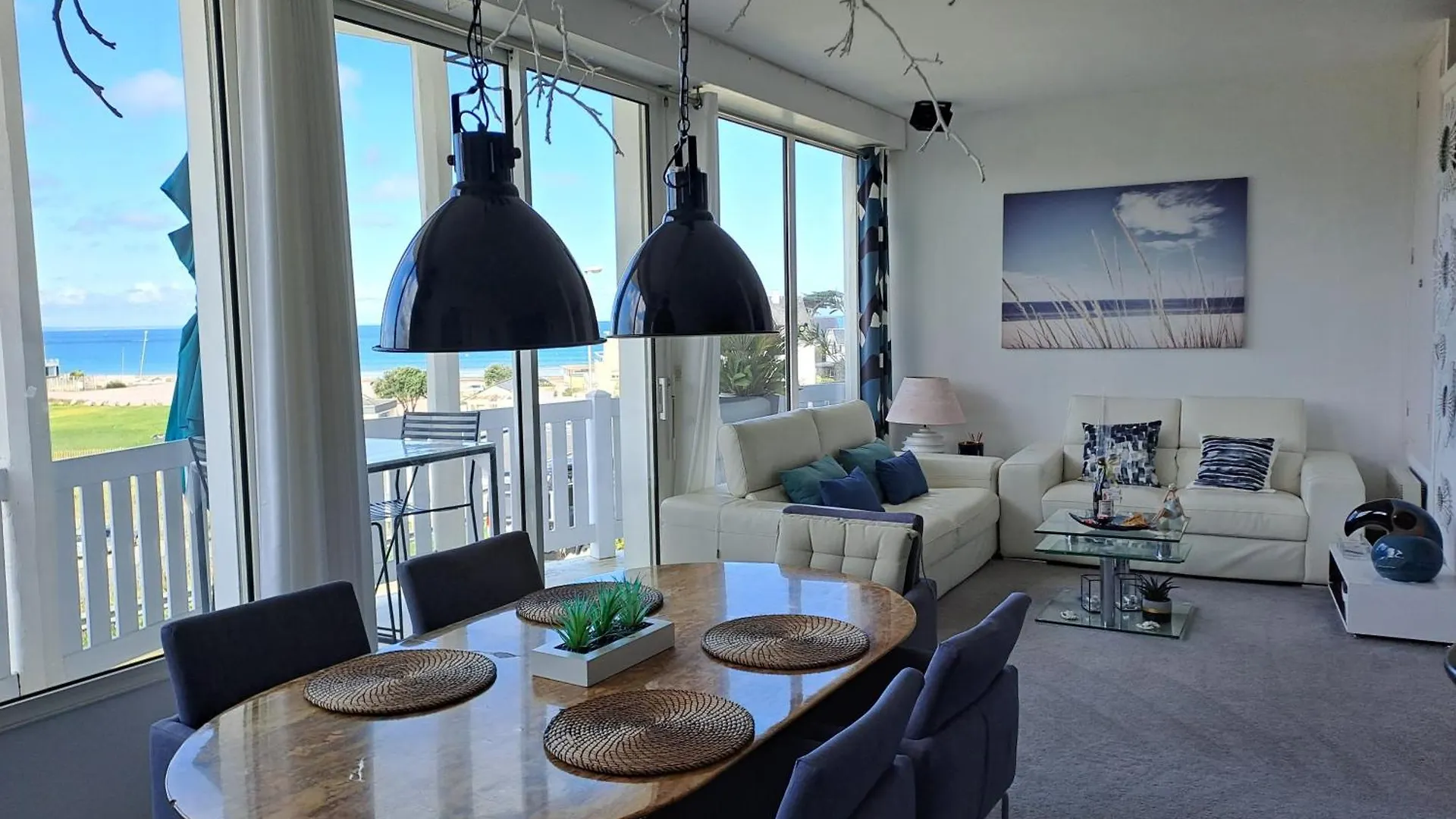 Grand loft de 60m2 très lumineux très belle vue sur mer Erquy